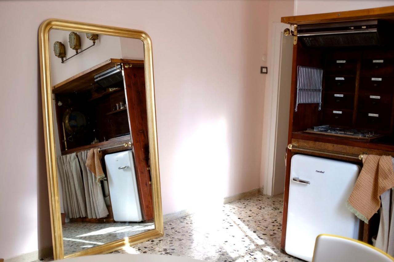 Venetian pink apartment in Dorsoduro Eksteriør bilde